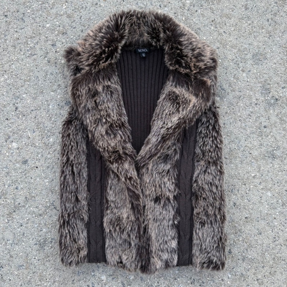 VTG XOXO Faux Fur & Cable Knit Vest - Y2K Brown Sleeveless Jacket - Small